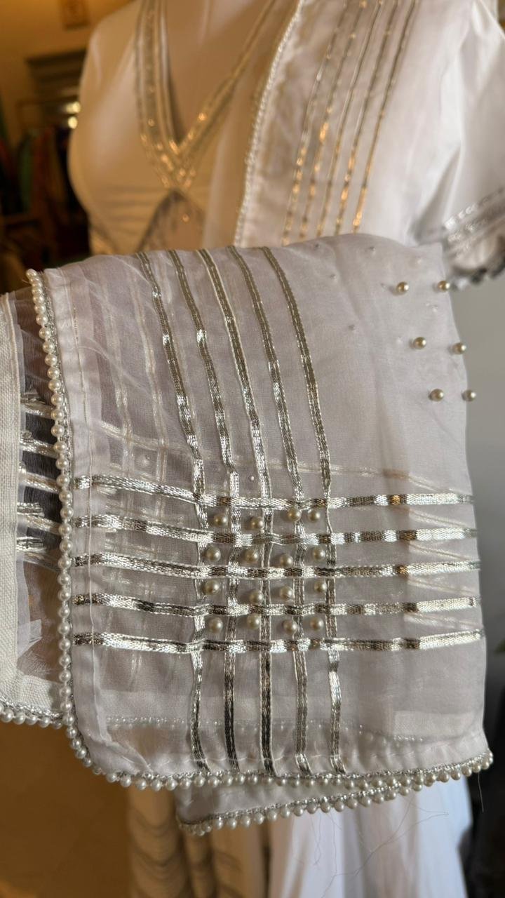 White Skirt blouse - Image 3